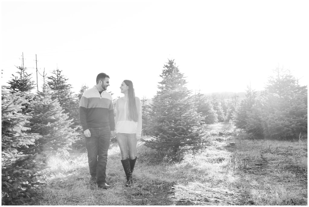 Perfect Christmas Tree Farm_Katie and Zack Engagement Photo_0006