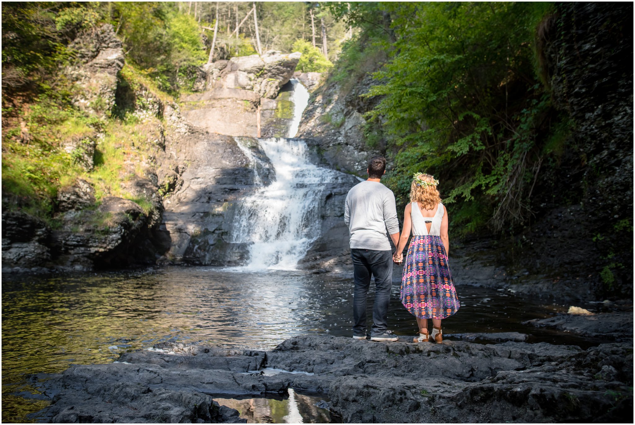 Watrefall Engagement Session Photo_ Blog Laura Lee Photography_0005