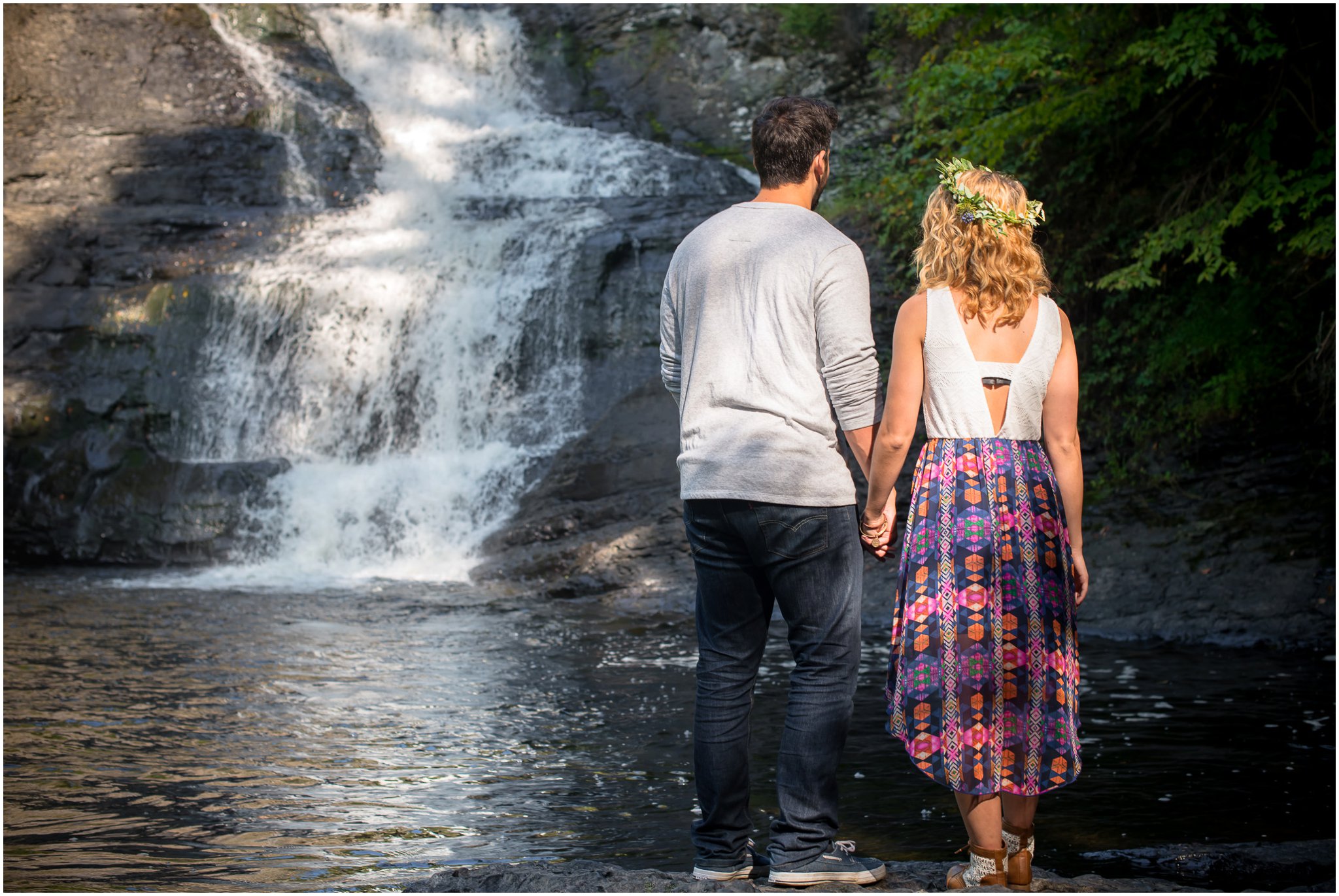 Watrefall Engagement Session Photo_ Blog Laura Lee Photography_0006
