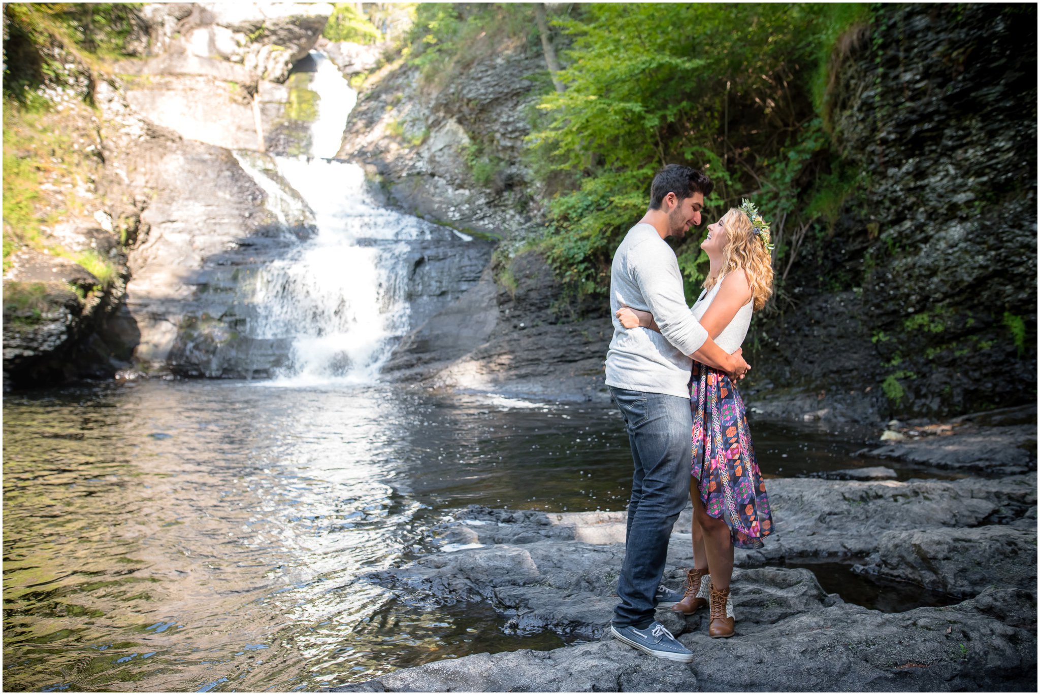 Watrefall Engagement Session Photo_ Blog Laura Lee Photography_0008