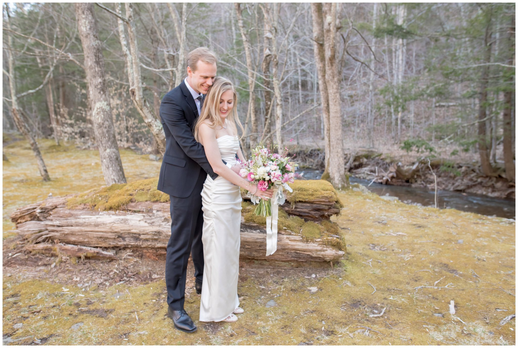 Full Moon Resort Wedding_Christian and Janine_Catskills Wedding Photographer_Laura Lee Photography_0033