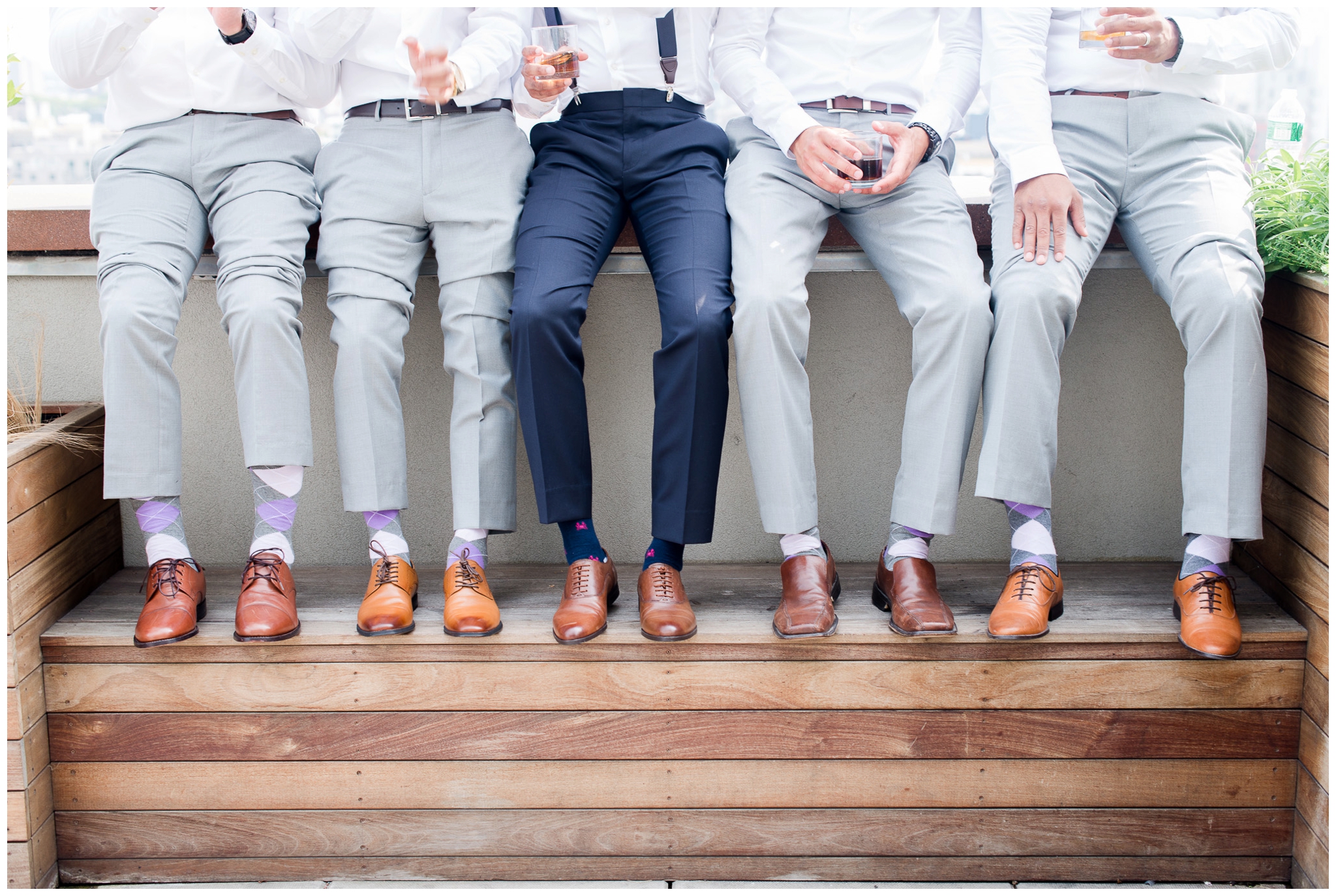 13 Wedding Prep Tips for the Groom and Groomsmen - Laura Lee Photography