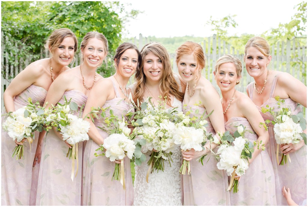 FEAST at Round Hill Wedding - Laura Lee Photography