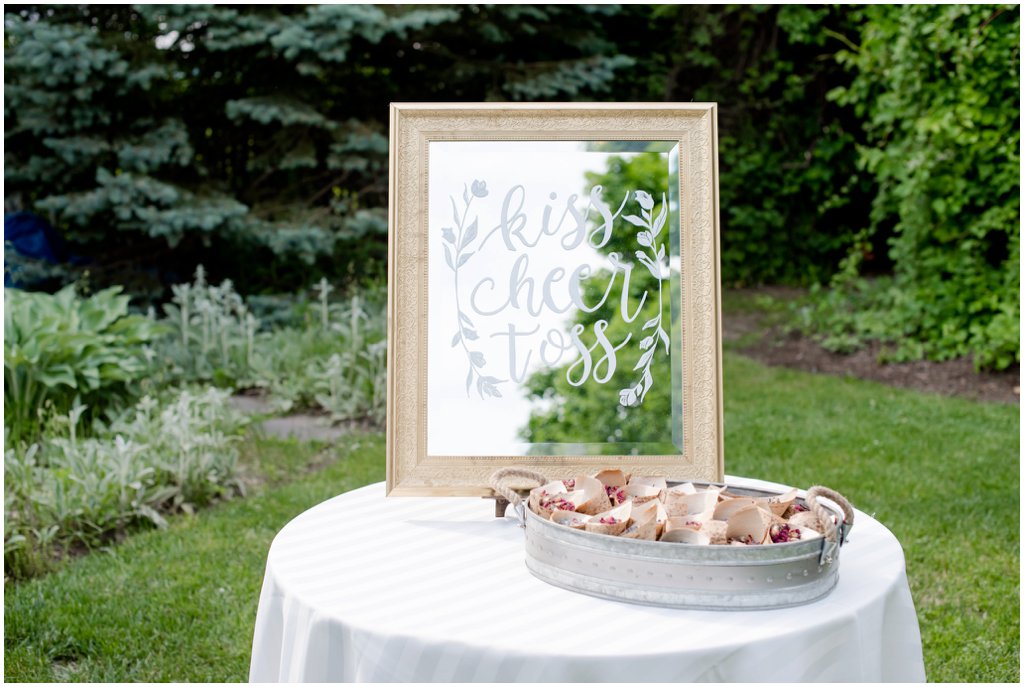 FEAST at Round Hill Wedding - Laura Lee Photography