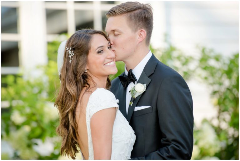 Ryland Inn Wedding: Brianna And Michael - Laura Lee Photography